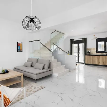 Holiday home Opal By Halu! - House With Playroom Nea Skioni