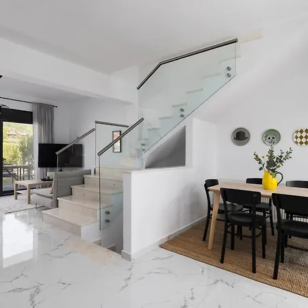 Opal By Halu! - House With Playroom *